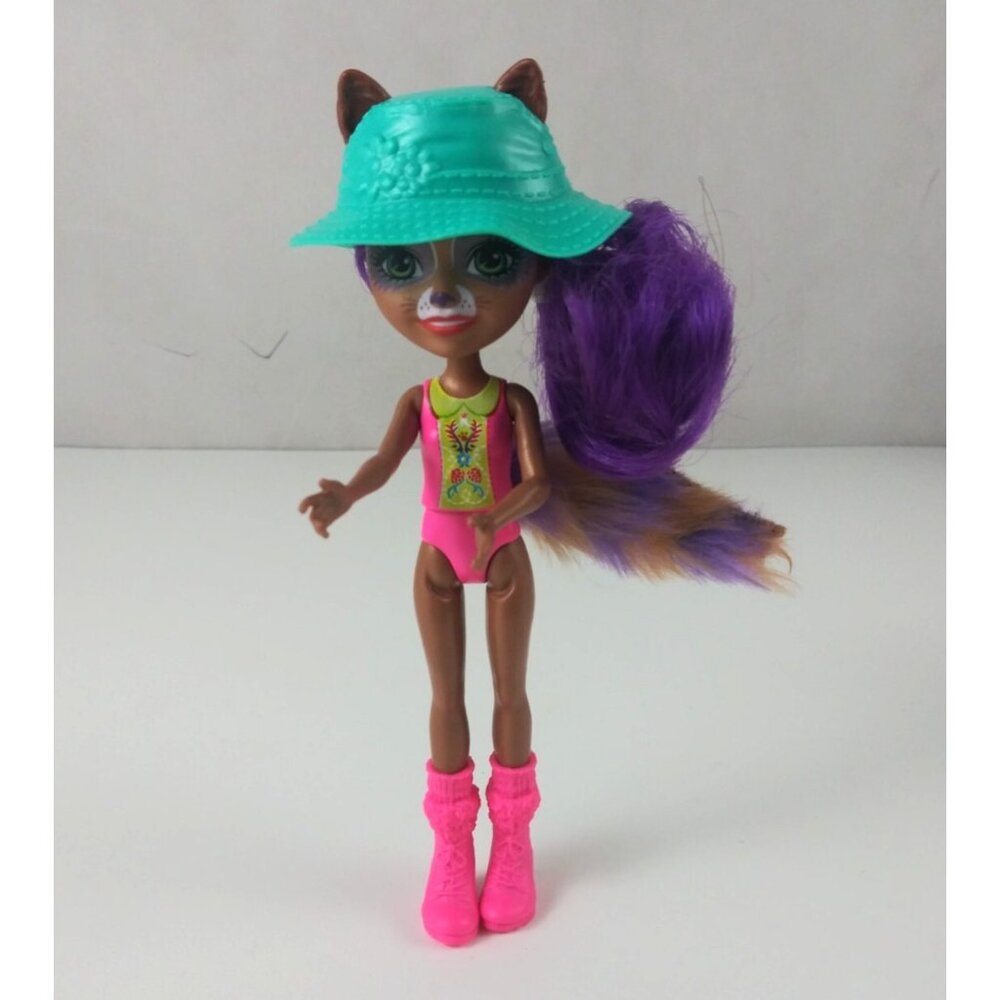 Mattel Enchantimals Campfire Friends Raelin Racoon 6" Doll With Shoes & Hat